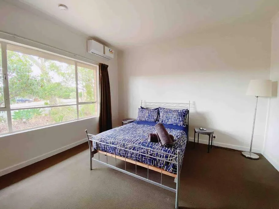Large Group House Villa Windy Corner Australia